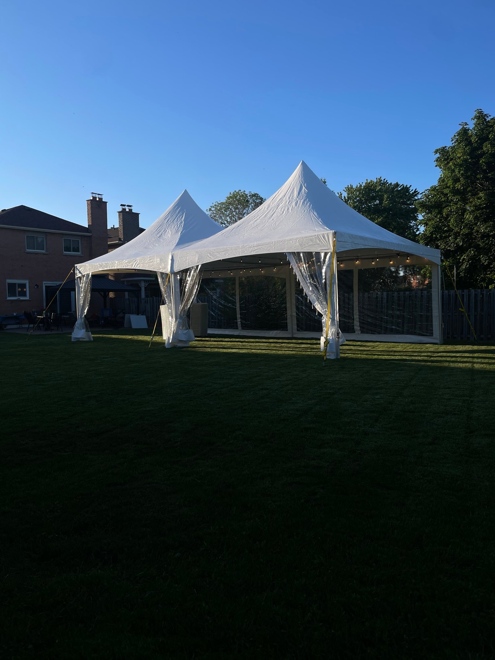 20x40 tent setup